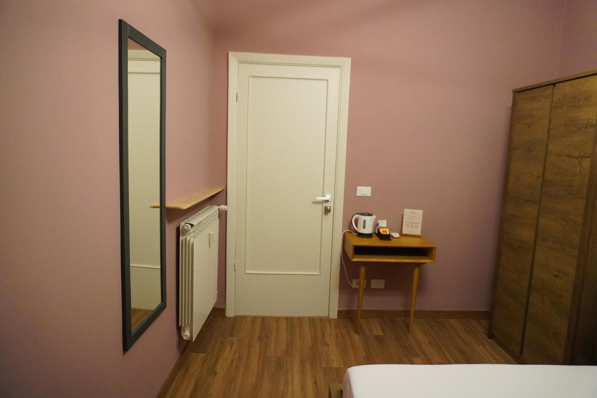 Rooms 18A Genoa Bagian luar foto
